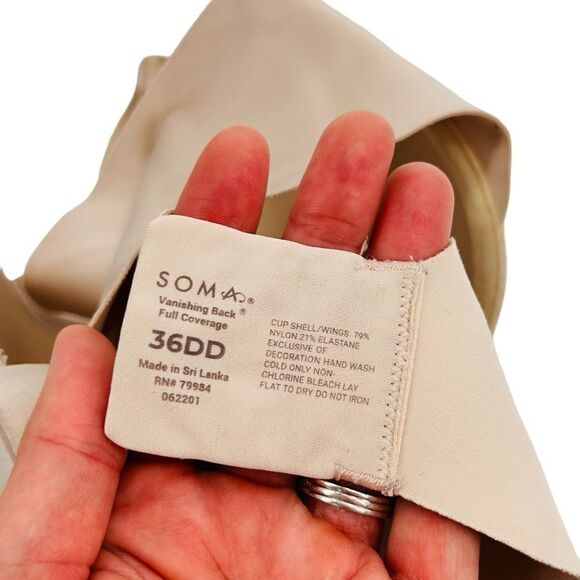 Soma vanishing back full coverage beige sand bra, size 36DD - Picture 7 of 7